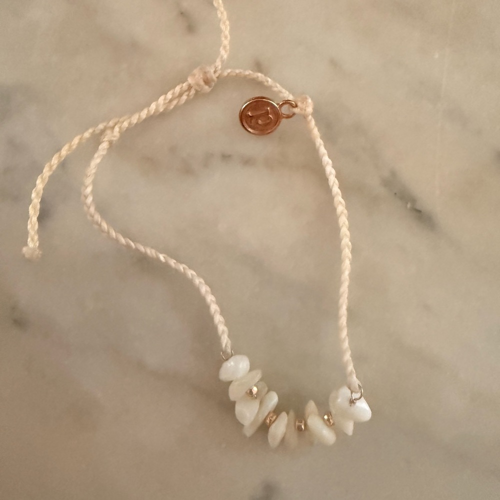 Pura Vida Cream and Gold Beaded Bracelet